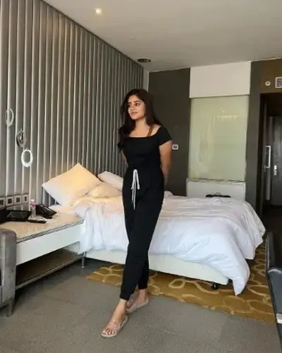 Call Girls Surat Cash On Delivery